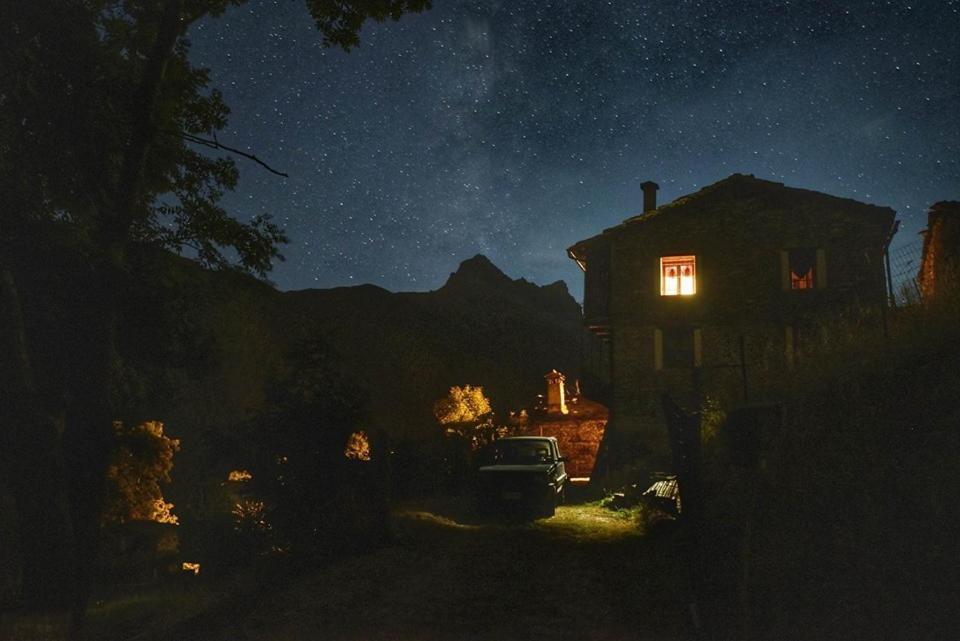 كاستلديلفينو B & B La Guiette المظهر الخارجي الصورة